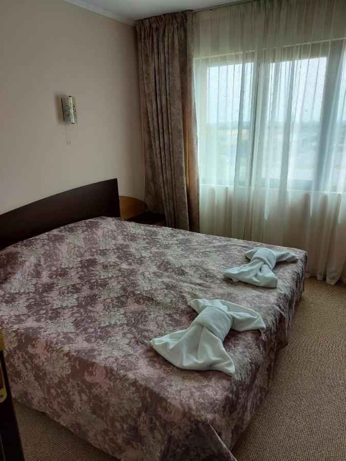 Hotel Sveti Nikola Сливен Экстерьер фото