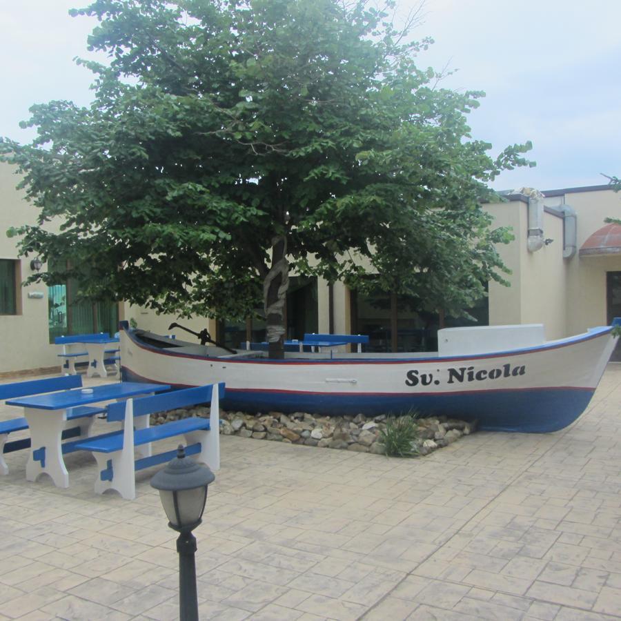 Hotel Sveti Nikola Сливен Экстерьер фото